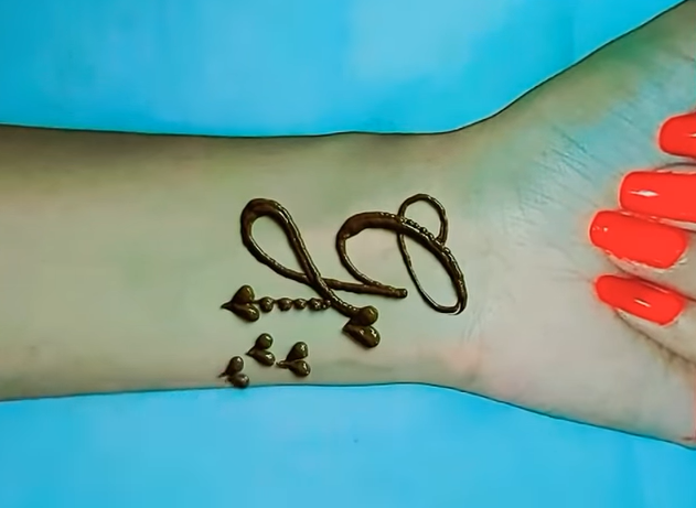 Mehndi designs with letters - Mehndi designs with letters - NeotericIT.com