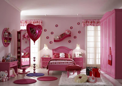 stylish barbie room wallpaper