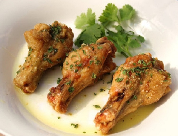 these are baked Italian chicken wings