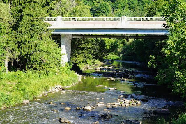 Bridge over Highland Creek at Old Kingston Road