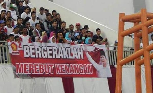  bergeraklah merebut kenangan