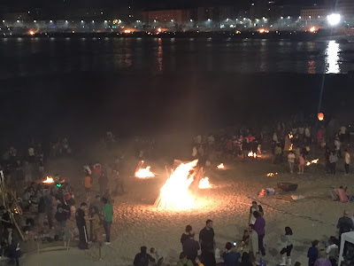 St John Even Bonfires in Corunna (Spain)  http://evpita.blogspot.com/2017/06/st-john-even-bonfires-hogueras-de-san.html  by E.V.Pita (2017)  Hogueras de San Juan 2017 en A Coruña  Lumeiradas de San Xoán 2017 nas praias de Riazor e Orzán  por E.V.Pita (2017)