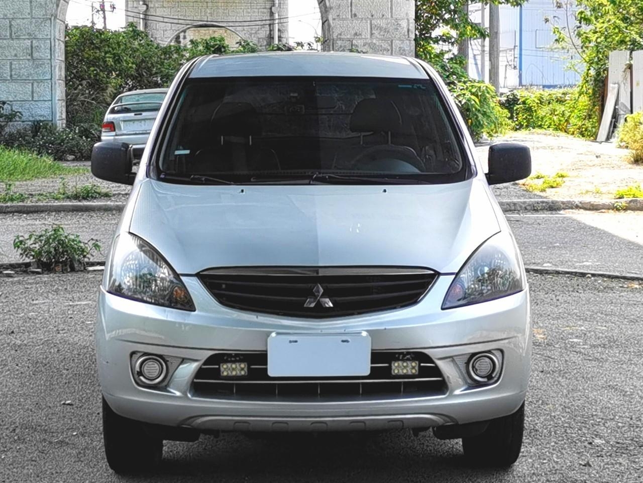 Mitsubishi 二手車買賣專門店-2009-ZINGER-2.4