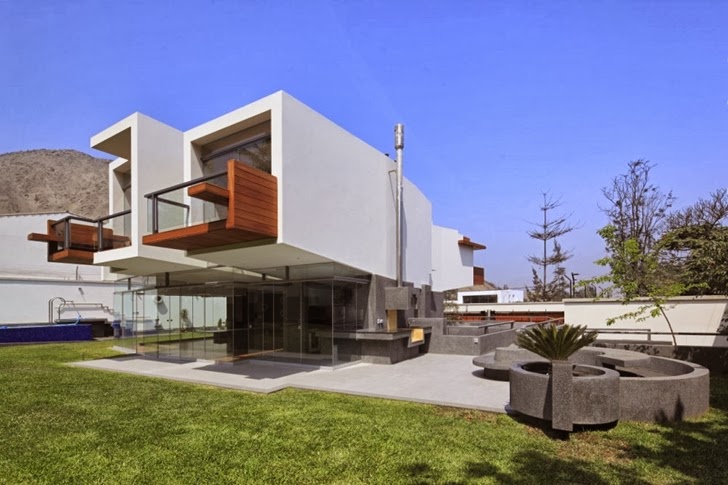 World of Architecture Unusual Extreme  Modern  House  by 