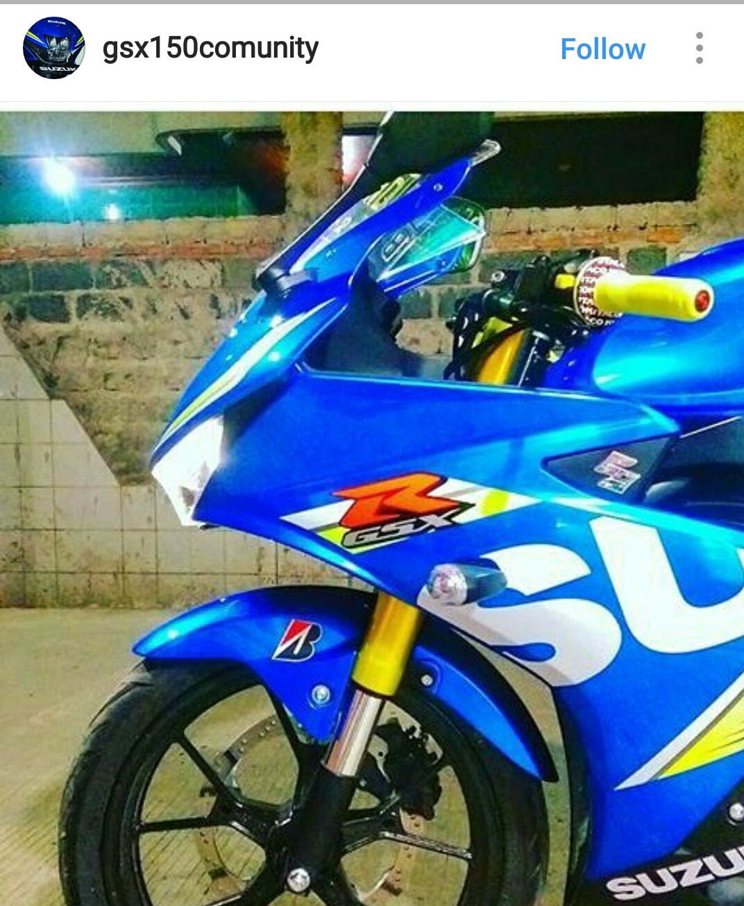 Suzuki GSX R 150 Pakai UpSide Down Keren Juga Ya Pokoknya NgeBlog