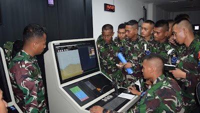 Asah Kemampuan, Siswa Pusdiklek Kodiklatal Laksanakan Latihan Teknologi Sistem Kendali Senjata  