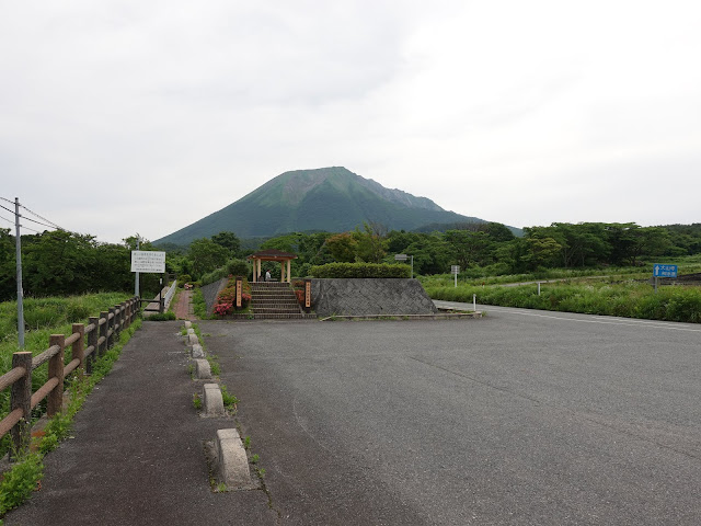 鳥取県西伯郡伯耆町福兼　添谷展望駐車場