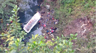 VIDEO Accidente en Puente de Atoyac Veracruz deja 21 muertos