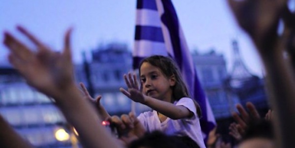 Έναν λαό τον παίρνουν σοβαρά, όταν έχει το κεφάλι ψηλά…