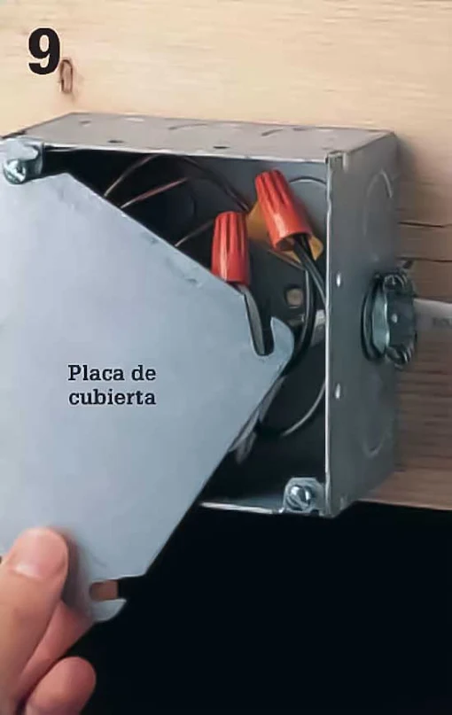 Instalaciones eléctricas residenciales - Cubriendo caja de registro con tapa