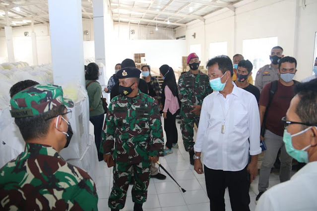 Bersama Forkompinda, Rudi dan Amsakar Tinjau Langsung Distribusi Logistik #BataMiliKita