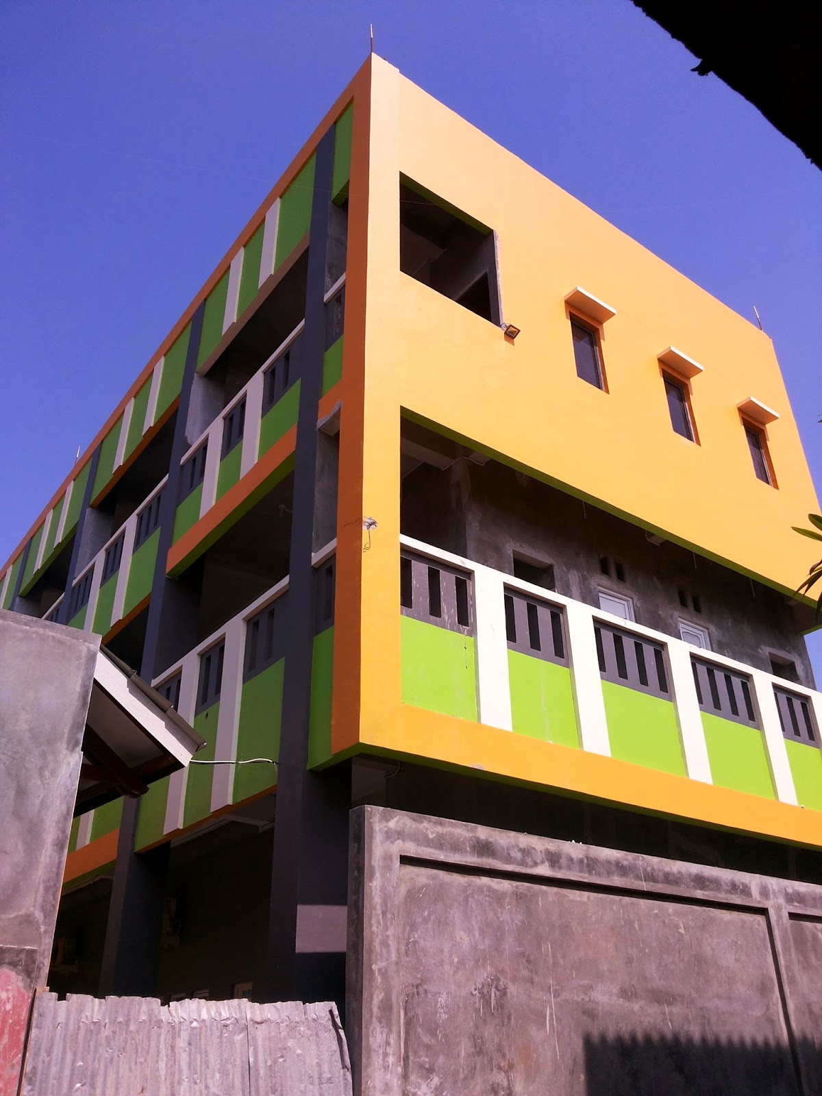 Prima Abadi Aluminium Proyek Gedung Sekolah Bekasi