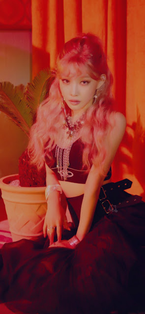 ChungHa ; Flourishing