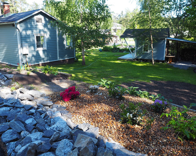 lingonberryhouse, DIY, tee itse, portaikko, stairs, leisure home, mökki, alppiruusu