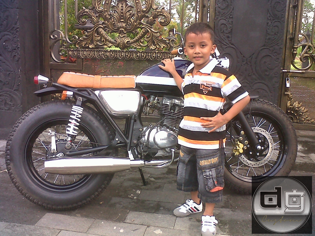 Tangki Knalpot Kustom DG2 CG 125 Spesial Buat Kado Ultah Anak