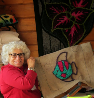 Rug Hooking - Beaconsfield Hooking Crafters Guild