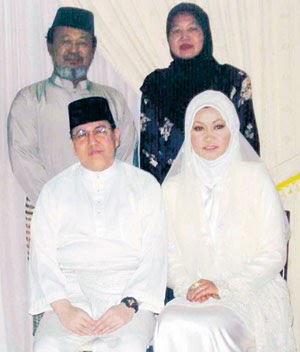 Maharum Bugis Syah (MBS): Elia Suhana Isteri Kedua Sultan ...
