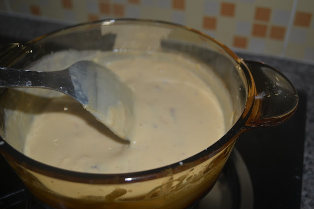 Resepi puding roti berkuah yang senang dan mee hoon goreng 