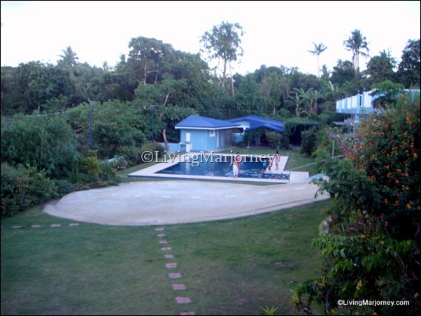 Puzzle Mansion Bed  & Breakfast in Tagaytay-Infinity Pool