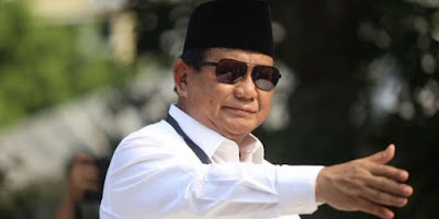 PRABOWO SUBIANTO MEMUJI REZIM ORDE BARU DI BAWAH PEMERINTAHAN SOEHARTO