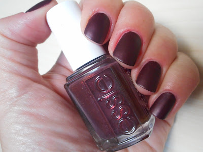 Essie Ready To Boa with matte finish