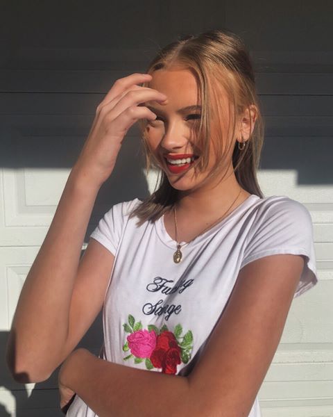 Emma Ellingsen @emmaellingsenn most beautiful boy to girl Instagram