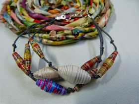bransoletka handmade, koraliki z hazet, biżuteria z recyklingu