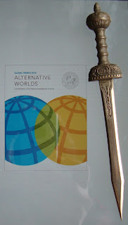 Portada del libro Global Trends 2030: Alternative Worlds, de Mathew Burrows