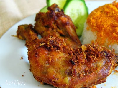 Resep - Ayam Kampung Goreng Bumbu Kuning  Budidaya Ayam 