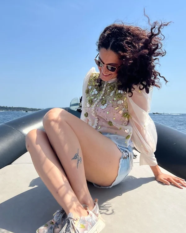 taapsee sexy legs thighs haseen dilruba actress