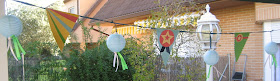 Detalle de guirnalda de banderines. Bunting garland. Guirlande de fanions