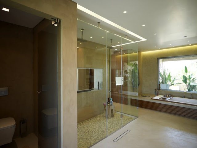 Glass shower cabin 