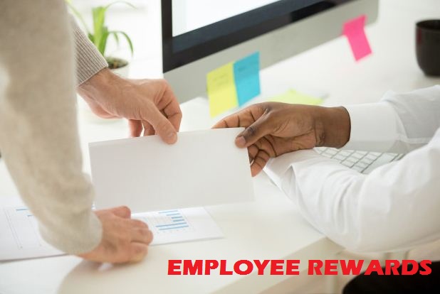 Right Time For Employee Rewards in Business