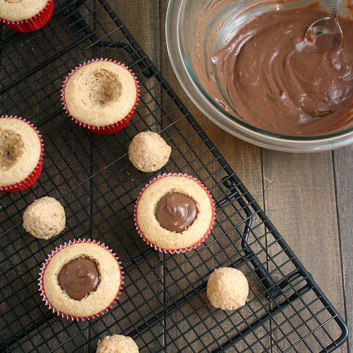 Cinnamon Chocolate Churro Cupcakes