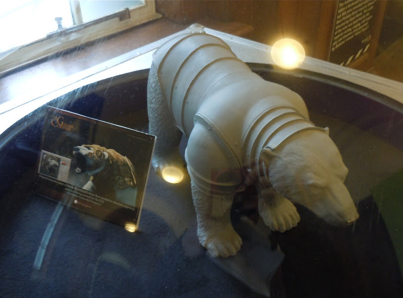 The Golden Compass Iorek Byrnison maquette