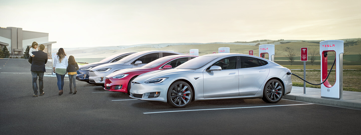 Tesla Model x y Model S