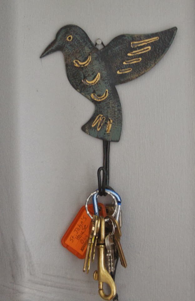 hummingbird key hook