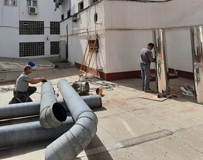 tubos-conductos-cumplir-normativa-lavanderia-industrial-Madrid