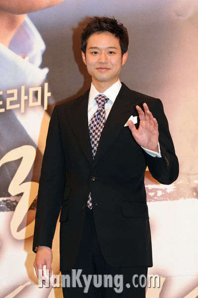 chung jung myung. Actor Chun Jungmyung picked