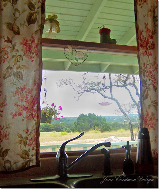 kitchen_faucet