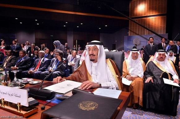 Raja Salman: Operasi Militer Melawan Syiah Houtsi Berlanjut, Kemerdekaan Palestina Tetap Menjadi Prioritas
