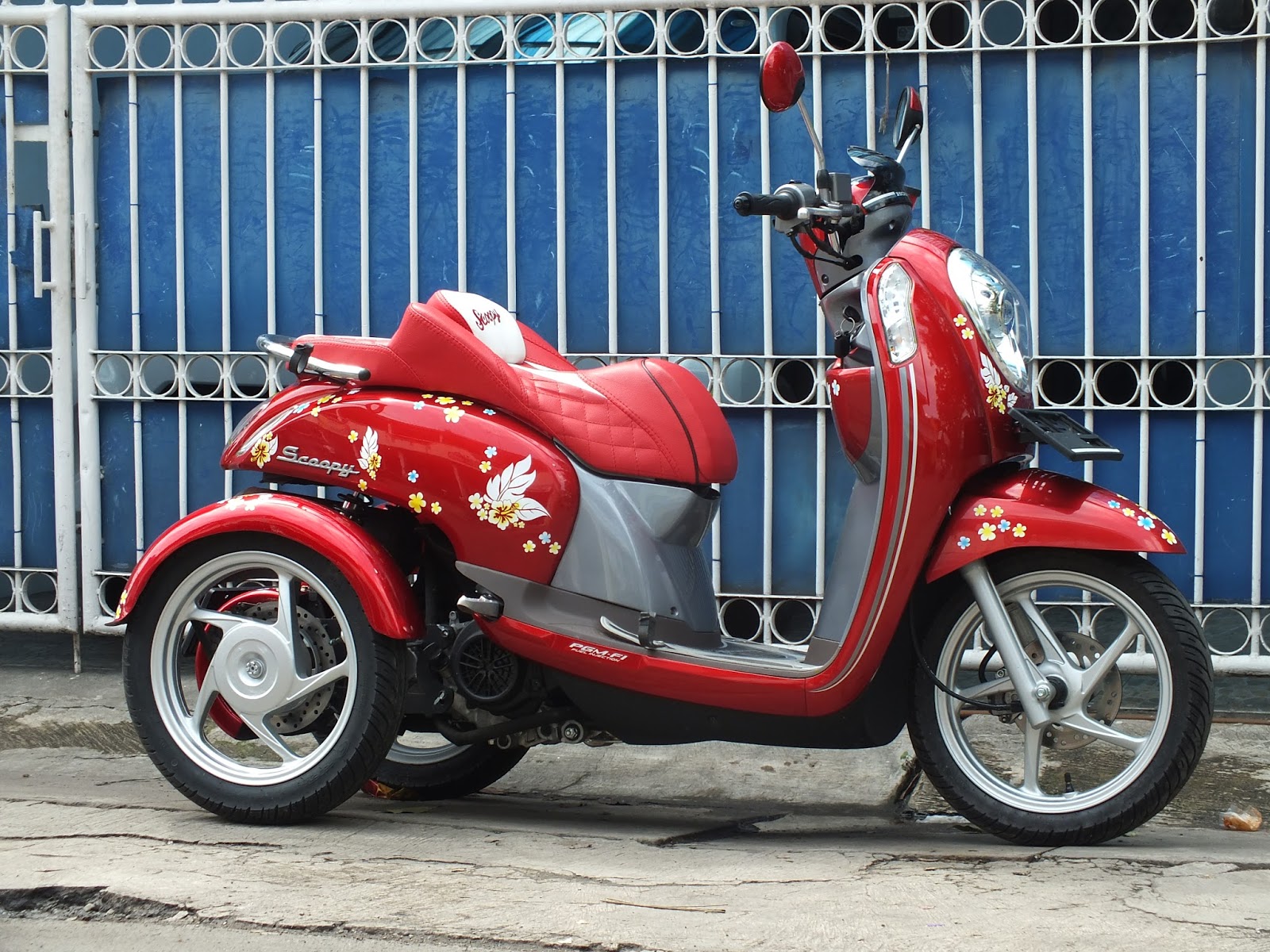 Oracle Modification Concept HONDA SCOOPY MODIFIKASI RODA 3 Konsep