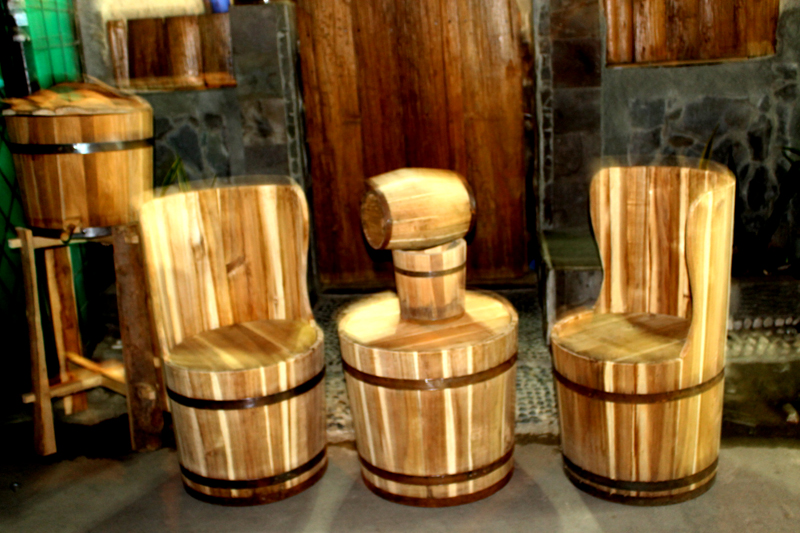 Penjual ember kayu  gentong  kayu  barrel tahang 