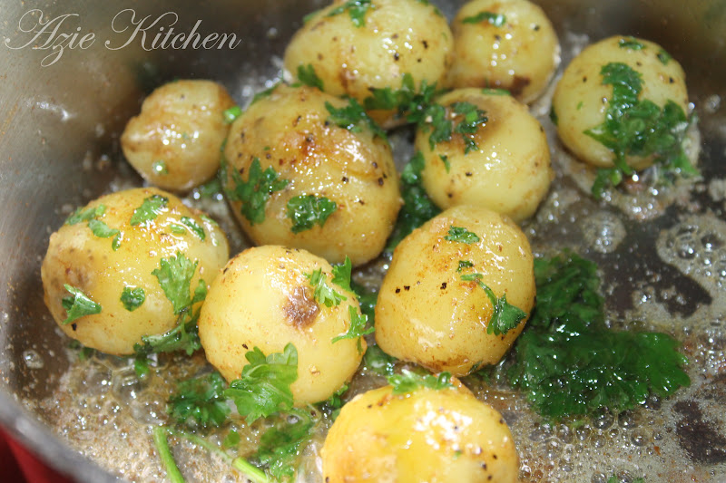 Boiled Parslied Potatoes - Azie Kitchen