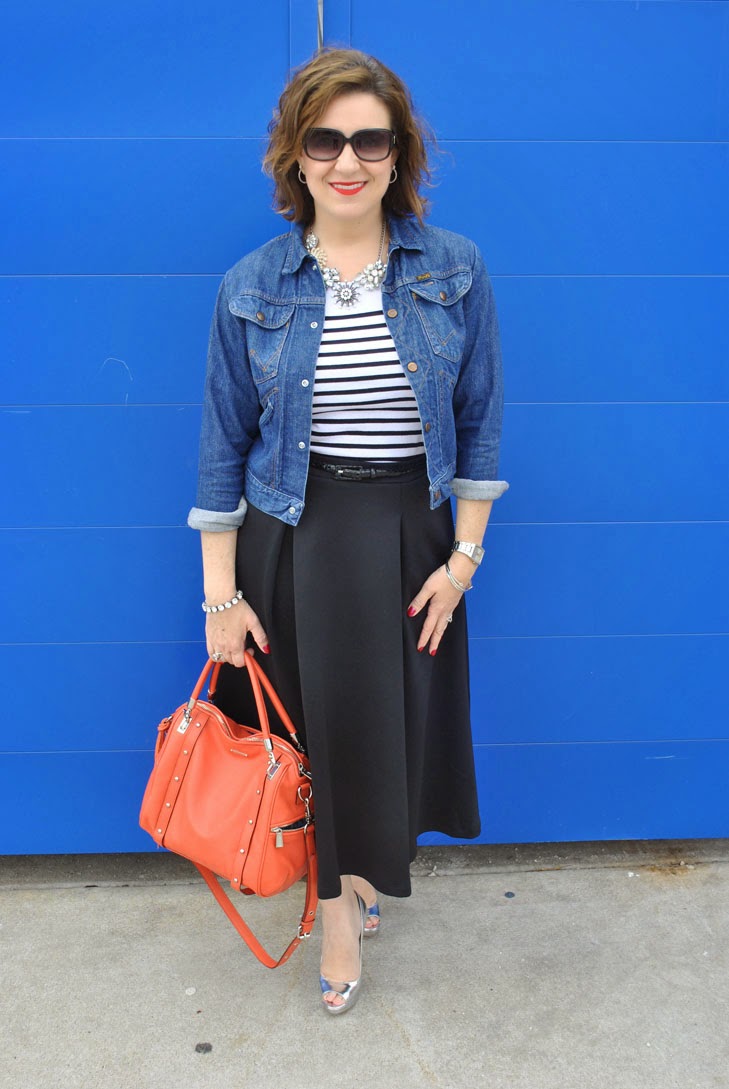 http://akstylemyway.blogspot.com/2014/04/jacket-wrangler-my-moms-top-ann-taylor.html