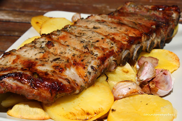 Costillas de cerdo adobadas al horno 