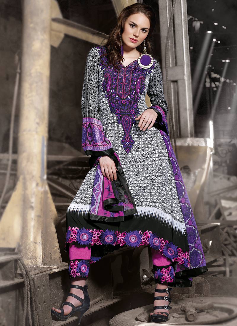 Impressive Printed Cotton Pakistani Suit