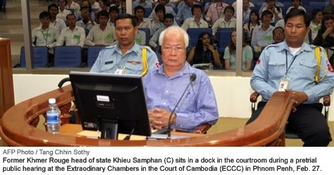 [Khieu+Samphan+in+court+(AFP).jpg]