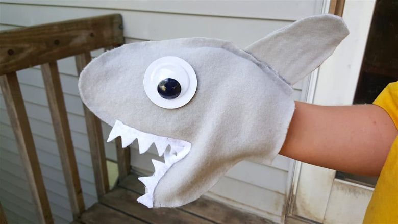 No sew shark hand puppet craft for kids to make