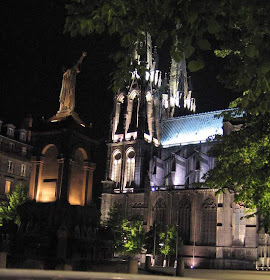Clermont-Ferrand, Praça onde o santo Urbano II pregou a Primeira Cruzada